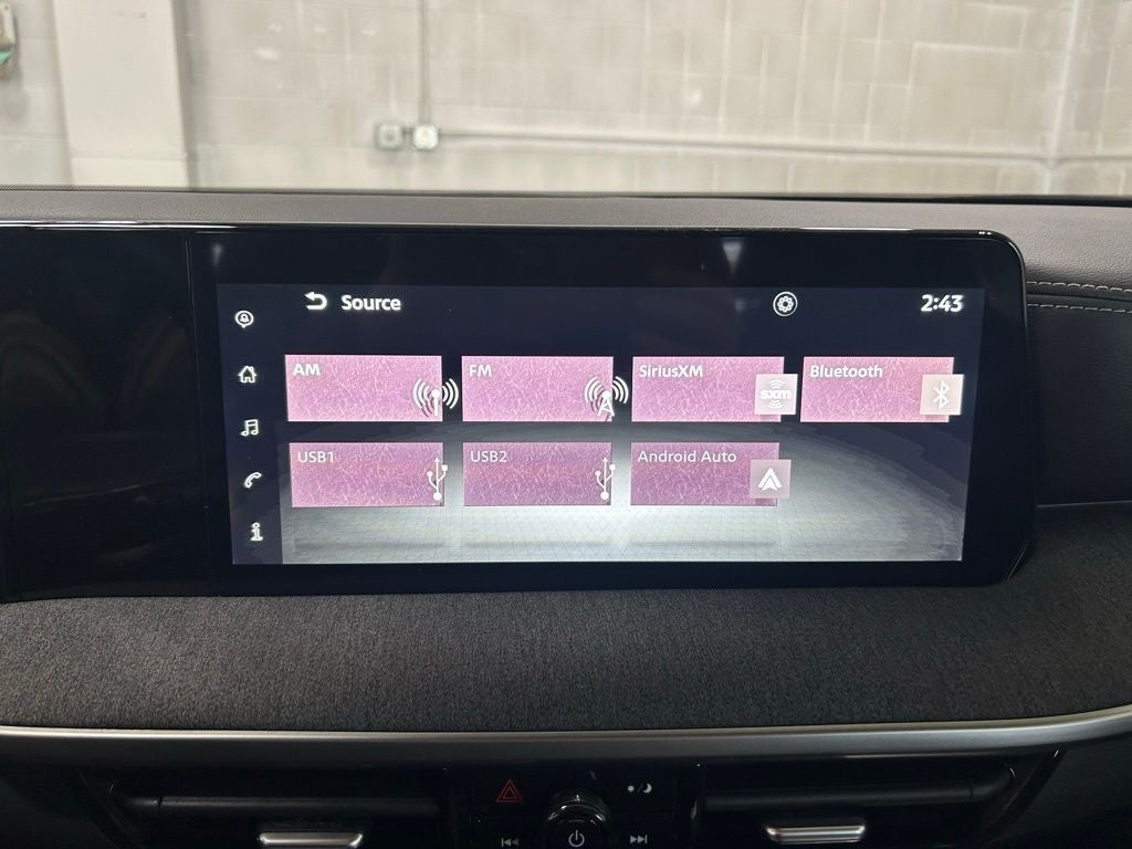 2025 Nissan Kicks SV FWD