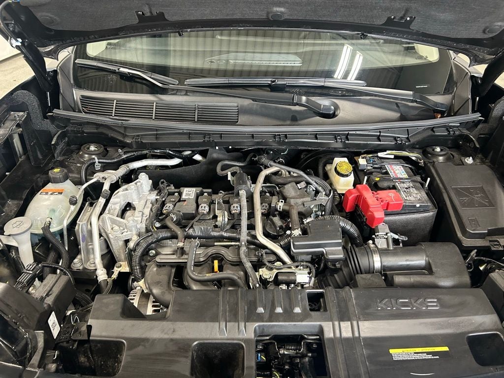 2025 Nissan Kicks SV FWD