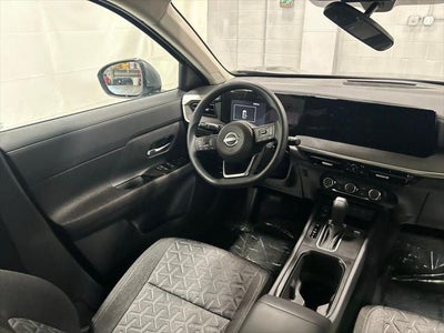 2025 Nissan Kicks SV FWD
