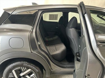 2025 Nissan Kicks SV FWD