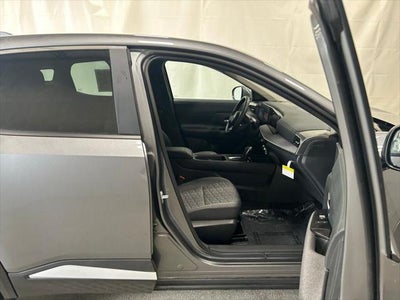2025 Nissan Kicks SV FWD