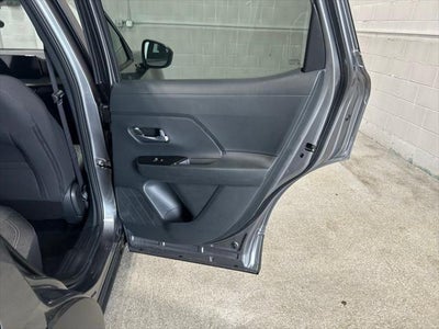 2025 Nissan Kicks SV FWD