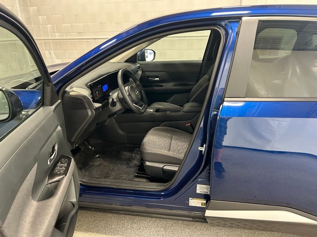 2025 Nissan Kicks SV Intelligent AWD