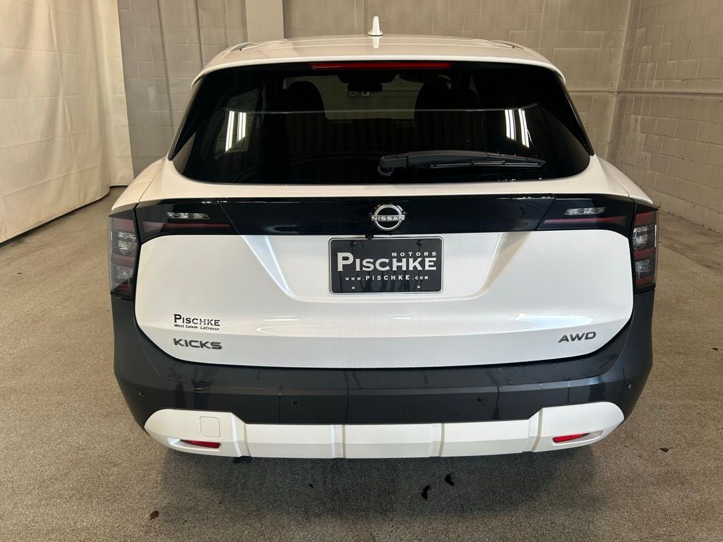 2025 Nissan Kicks SV Intelligent AWD