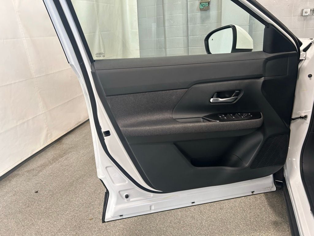 2025 Nissan Kicks SV Intelligent AWD