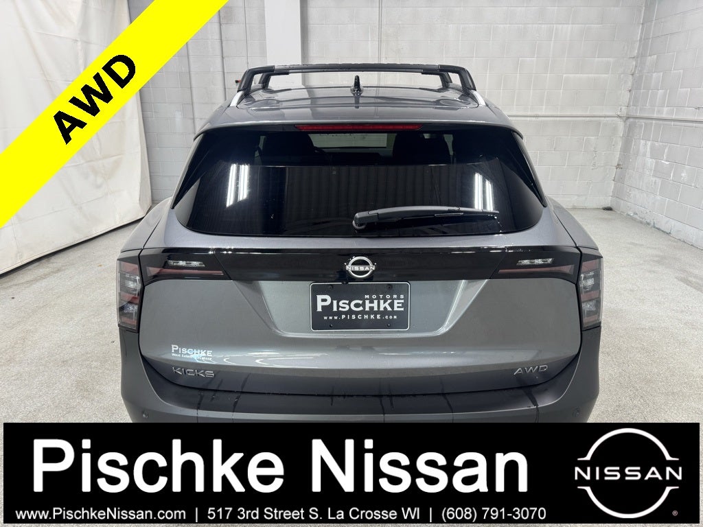 2026 Nissan Kicks SV