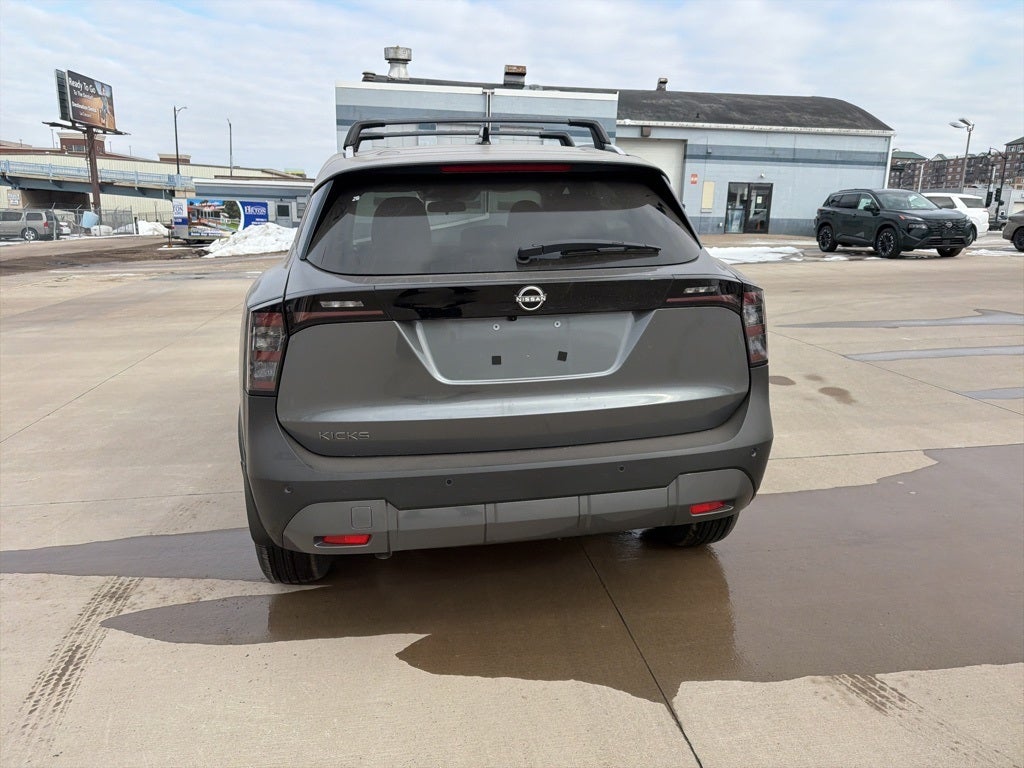2026 Nissan Kicks SV
