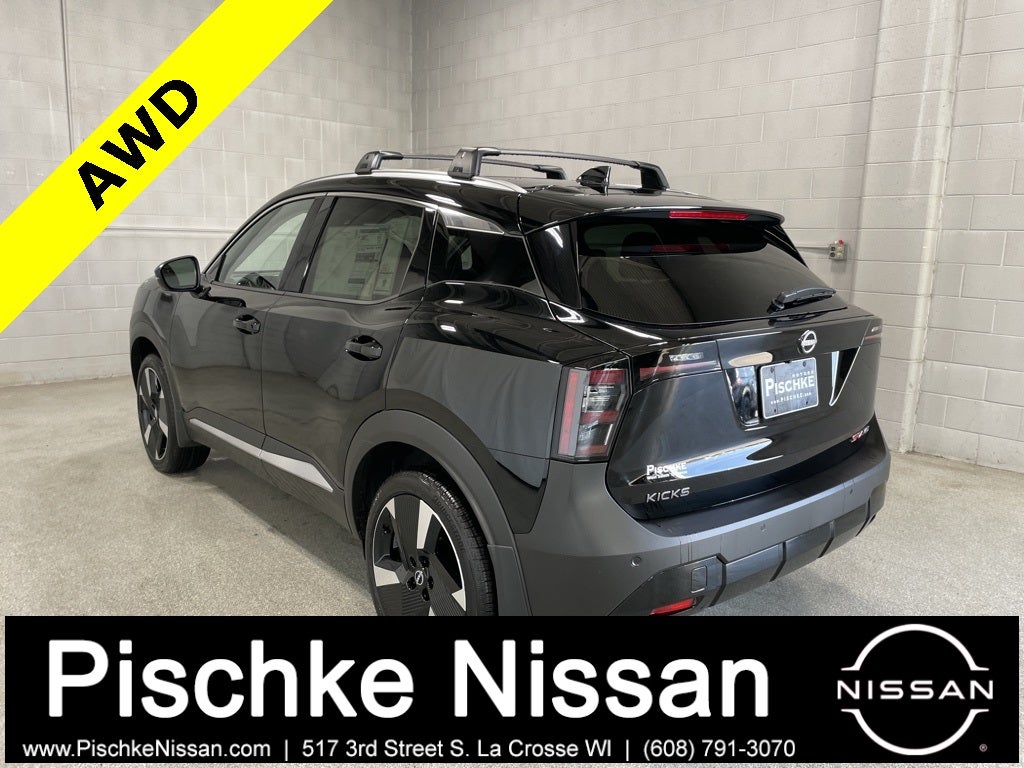 2026 Nissan Kicks SR