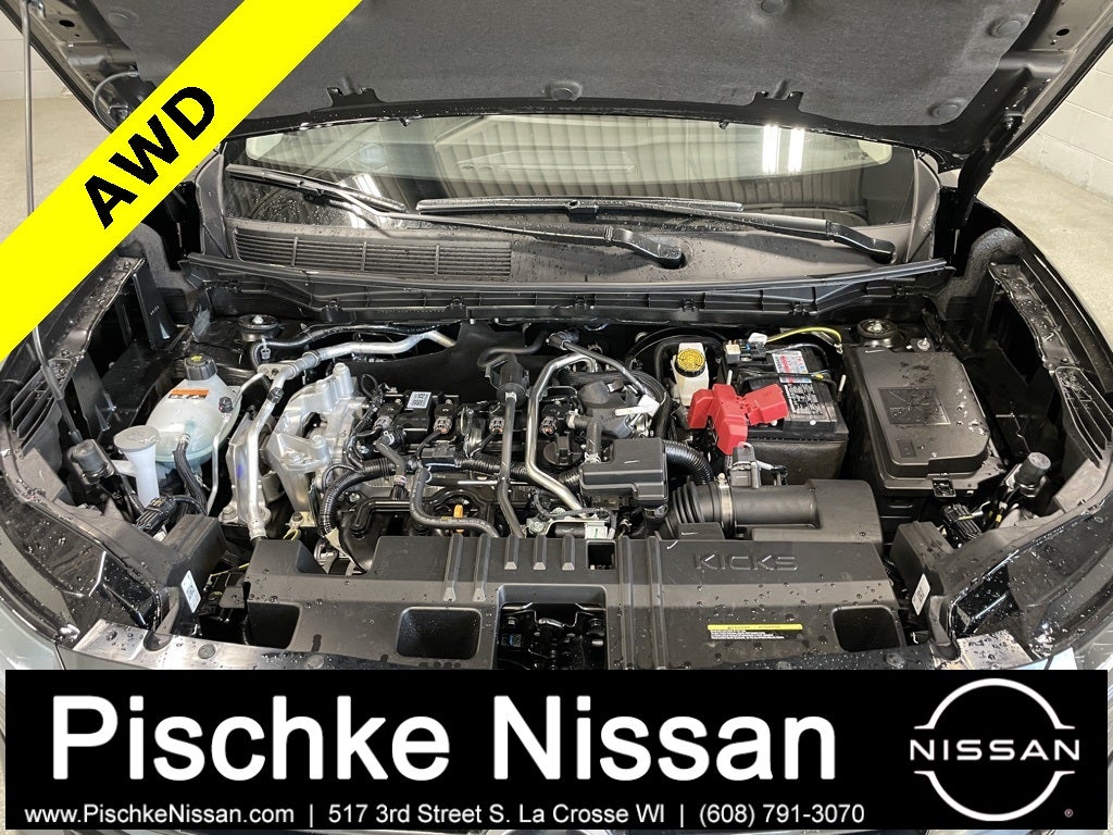 2026 Nissan Kicks SR