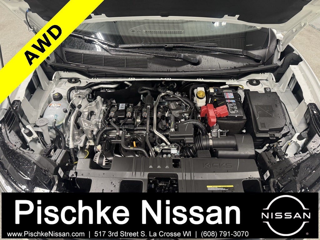 2026 Nissan Kicks SR