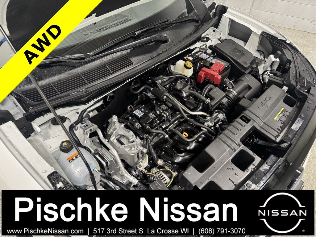 2026 Nissan Kicks SR