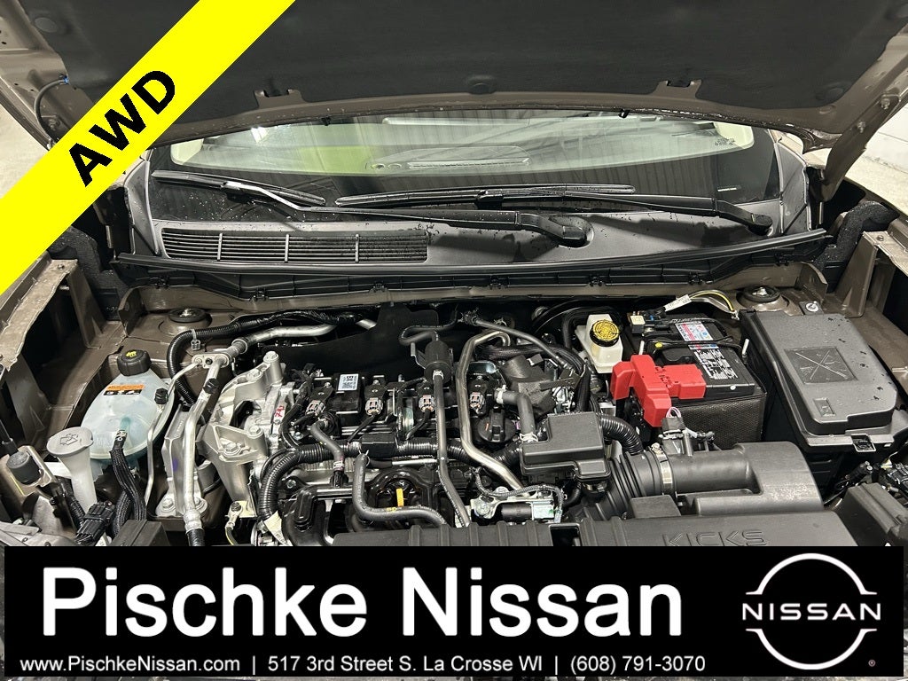 2026 Nissan Kicks SR