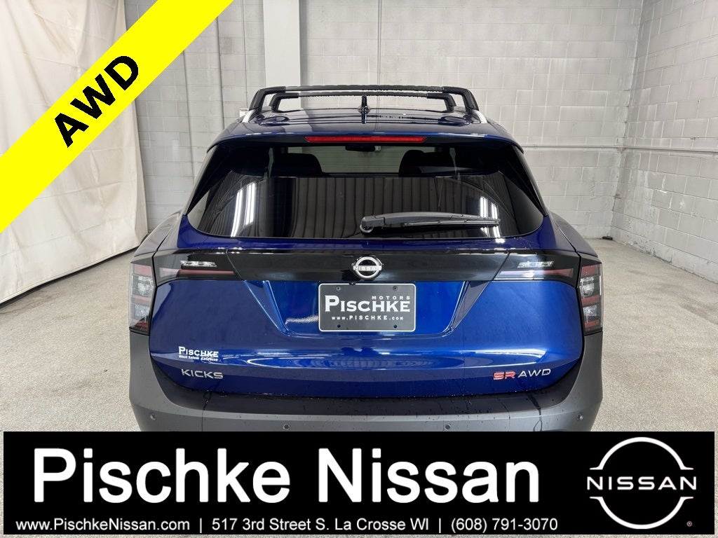 2026 Nissan Kicks SR