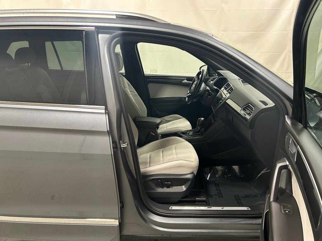 2021 Volkswagen Tiguan 2.0T SEL Premium R-Line