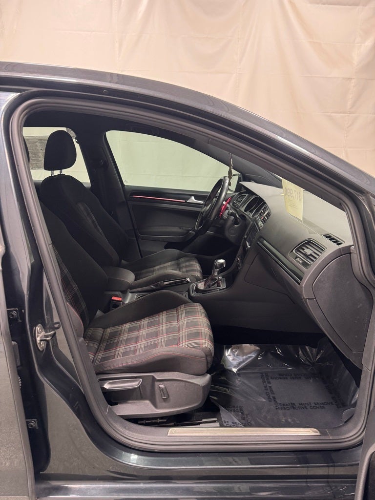2017 Volkswagen Golf GTI Autobahn 4-Door