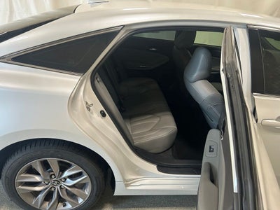 2019 Toyota Avalon XLE