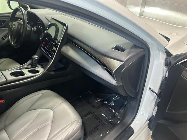 2019 Toyota Avalon XLE
