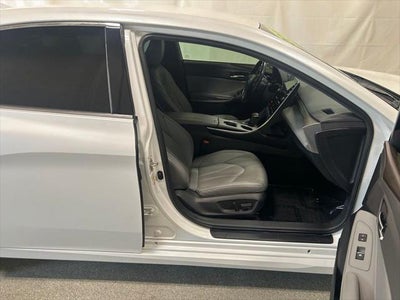 2019 Toyota Avalon XLE
