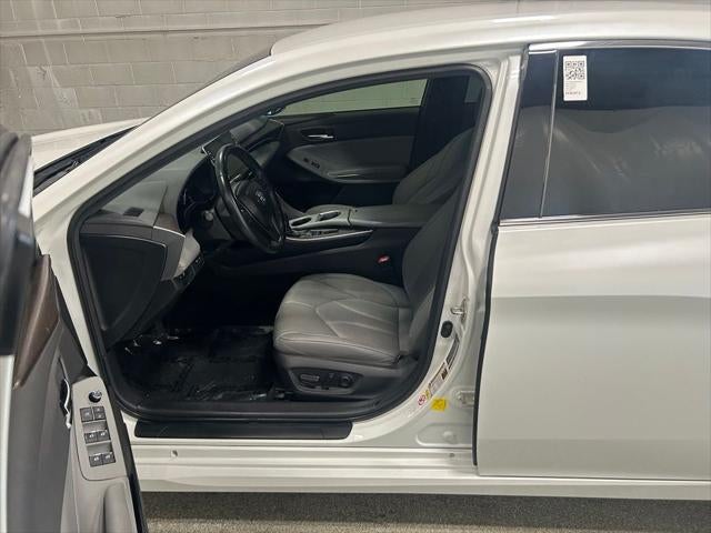 2019 Toyota Avalon XLE
