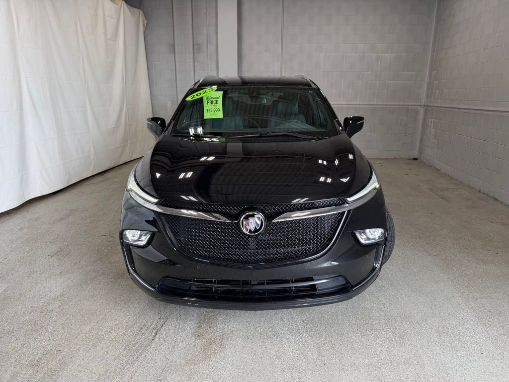 2023 Buick Enclave Essence FWD