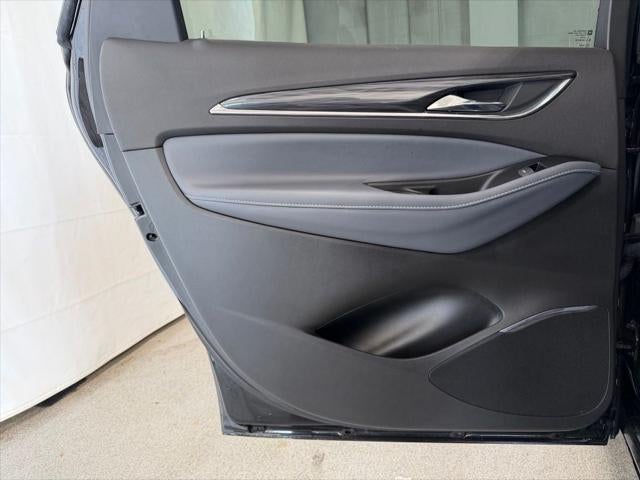 2023 Buick Enclave Essence FWD