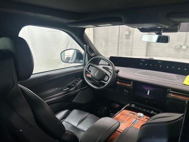 2025 Lincoln Navigator Black Label