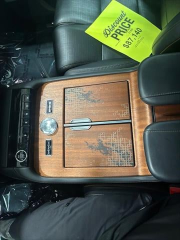 2025 Lincoln Navigator Black Label