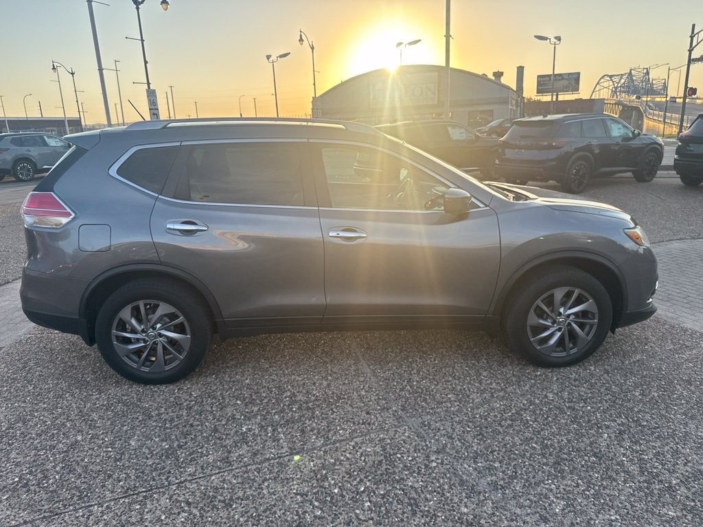 2016 Nissan Rogue SL