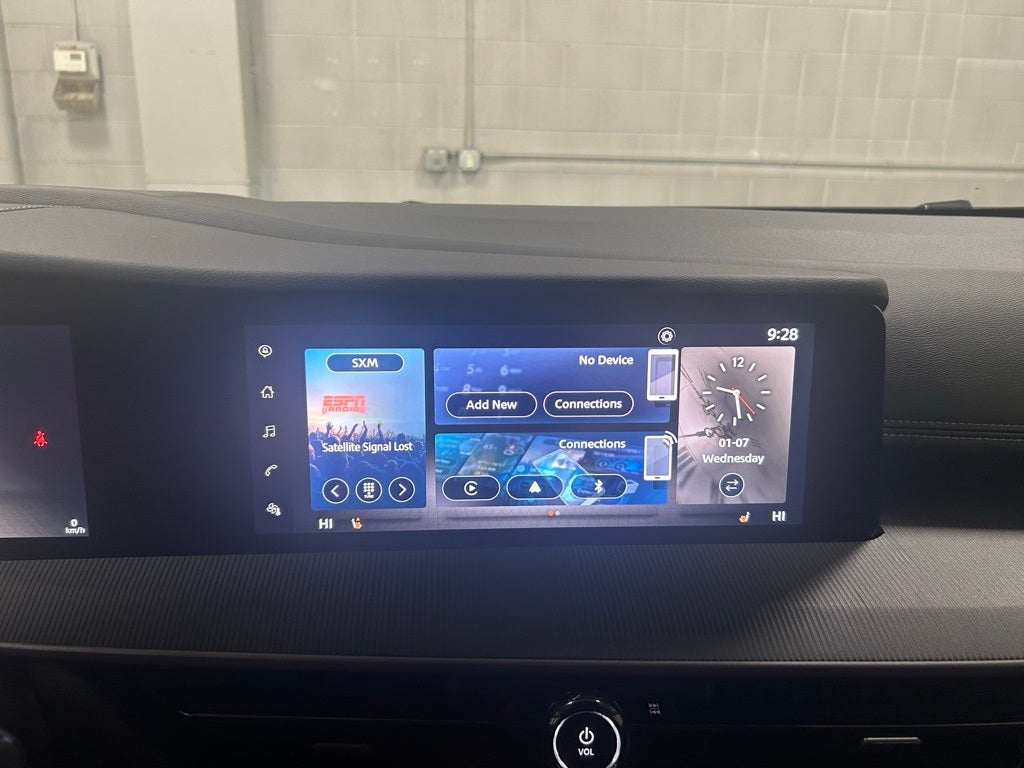 2025 Nissan Murano SV