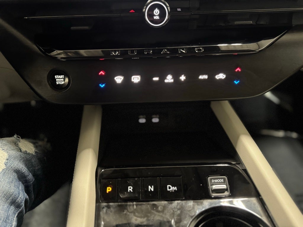 2025 Nissan Murano SV