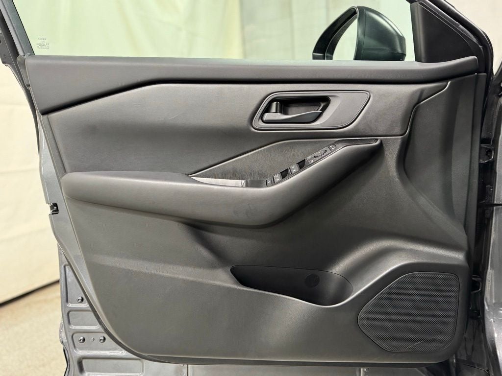 2025 Nissan Rogue S Intelligent AWD