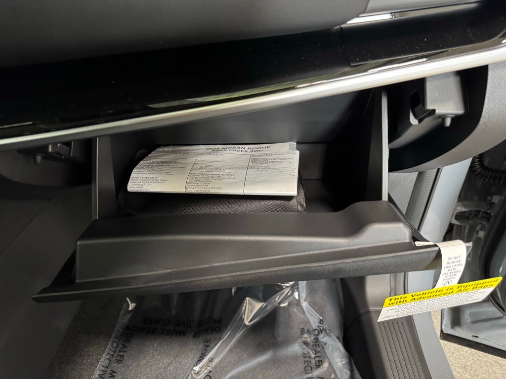 2025 Nissan Rogue Rock Creek