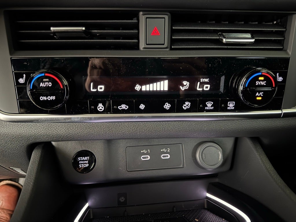 2025 Nissan Rogue Rock Creek