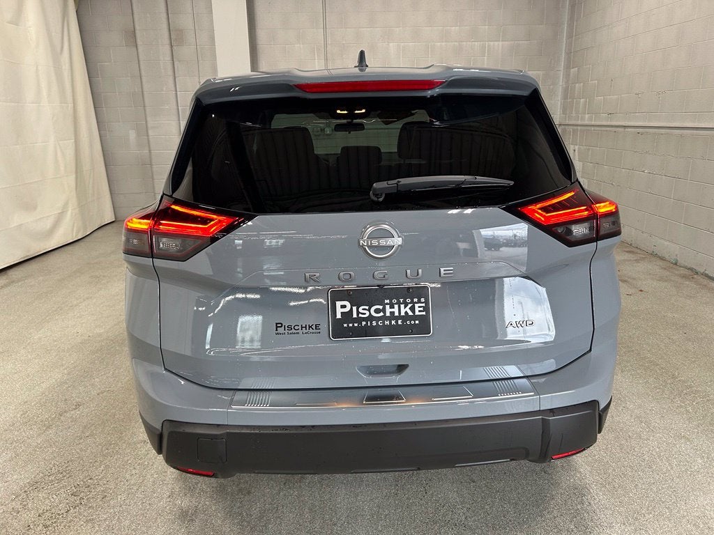 2027 Nissan Rogue SV