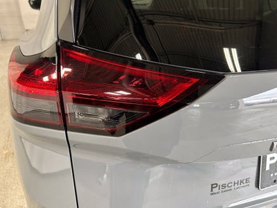 2027 Nissan Rogue SV