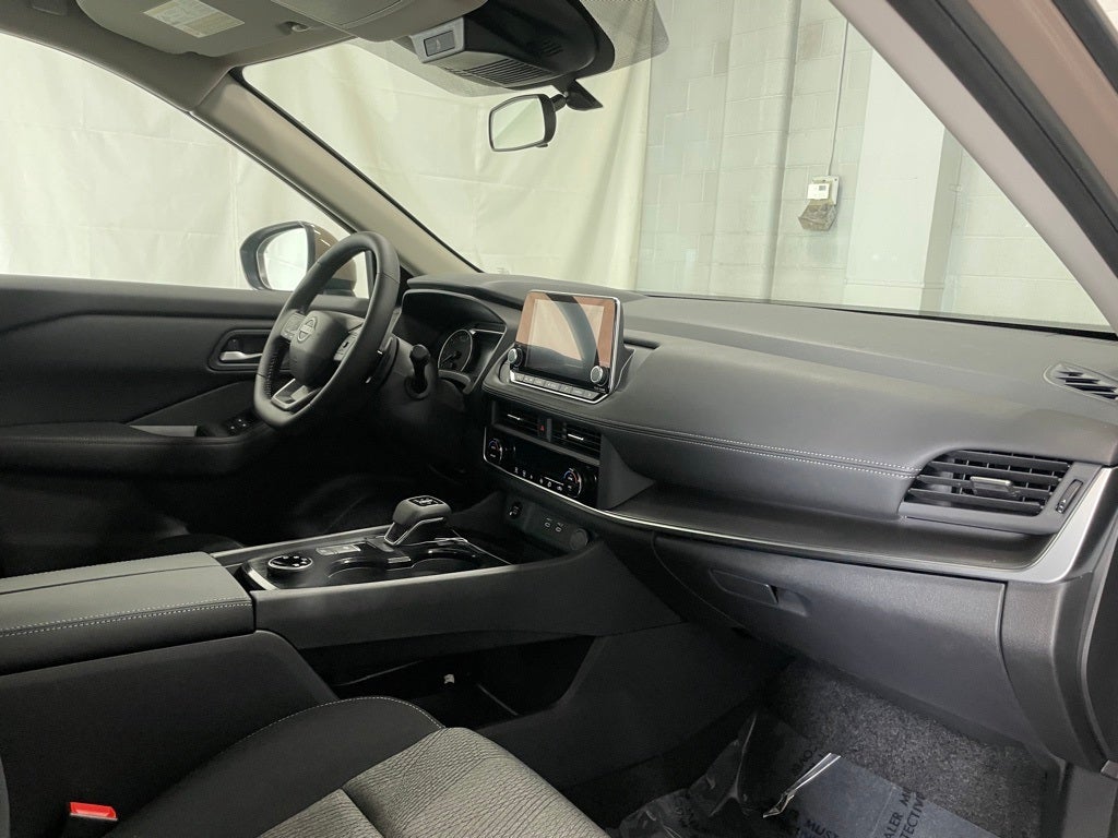 2025 Nissan Rogue SV Intelligent AWD