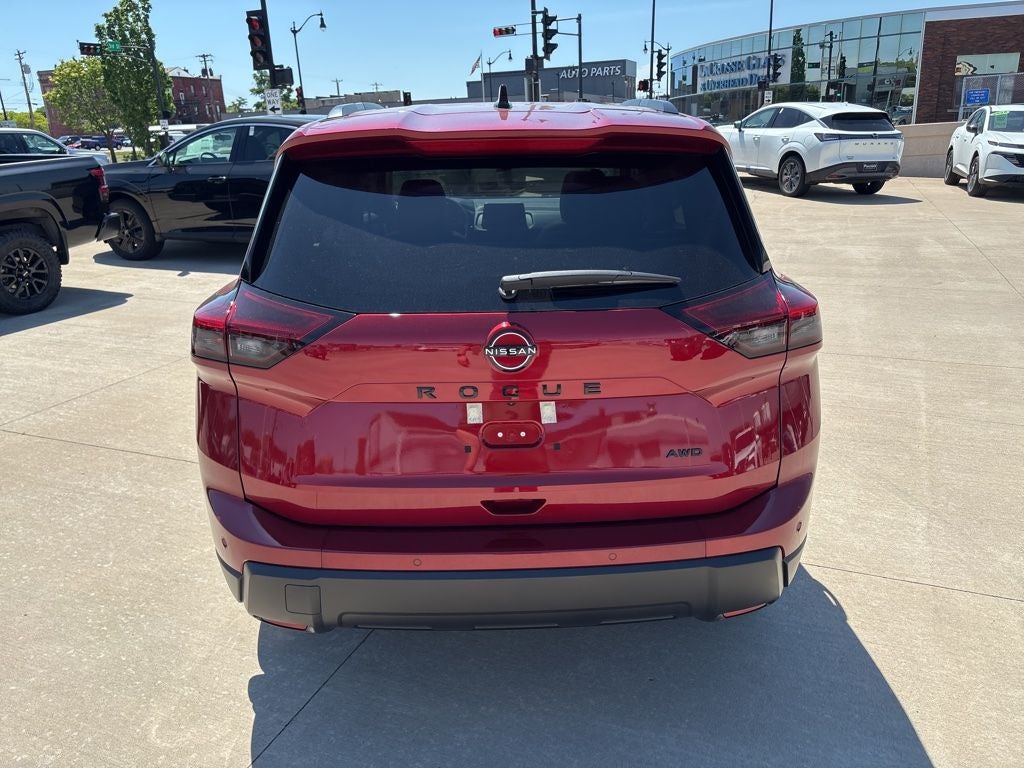 2026 Nissan Rogue Dark Armor