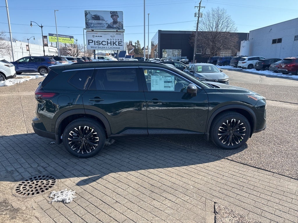 2026 Nissan Rogue Dark Armor