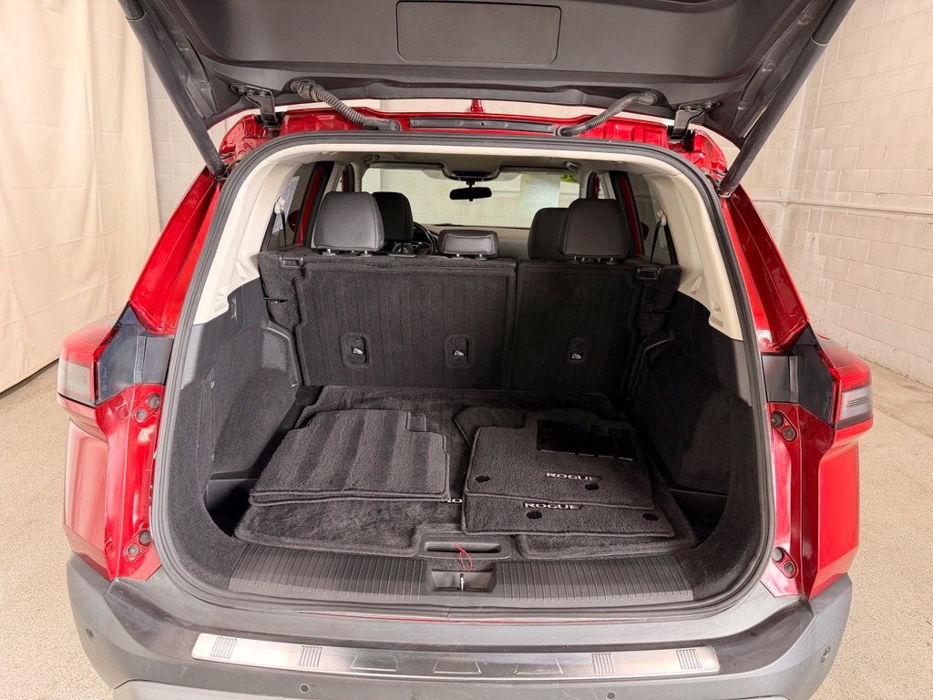 2022 Nissan Rogue SV Intelligent AWD