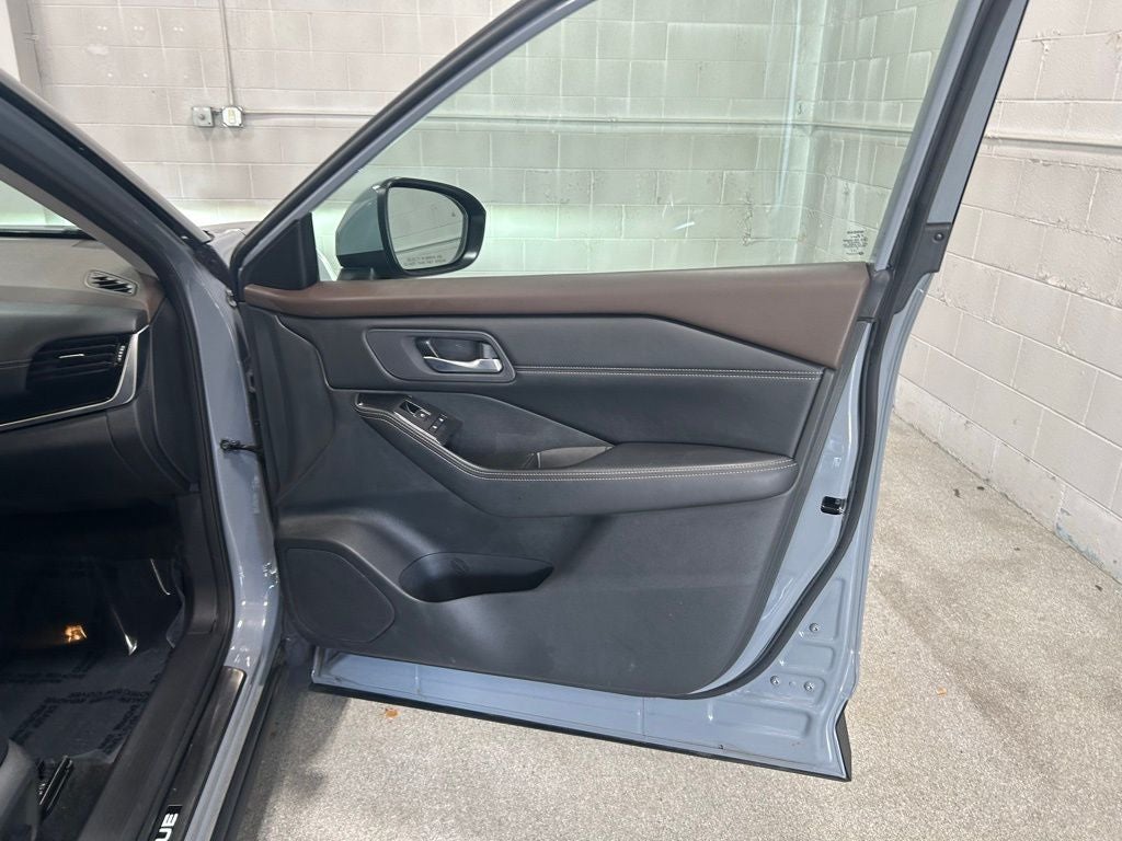 2023 Nissan Rogue SL Intelligent AWD