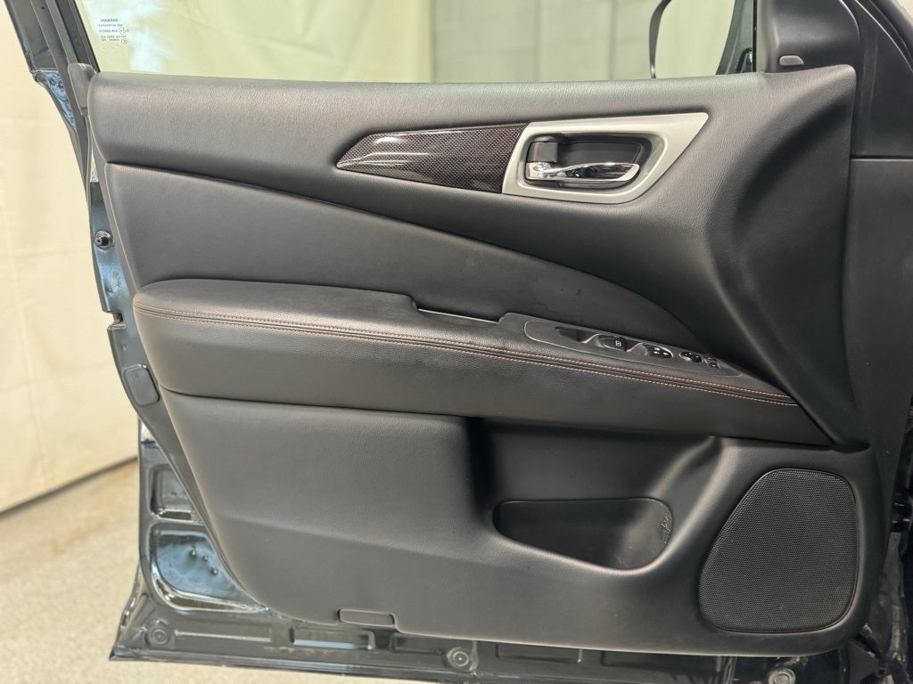 2020 Nissan Pathfinder SV 4WD