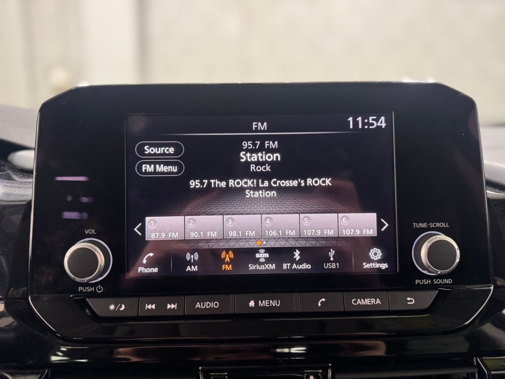 2024 Nissan Pathfinder SV 4WD