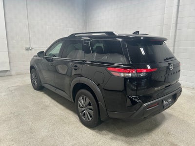 2024 Nissan Pathfinder SV 4WD