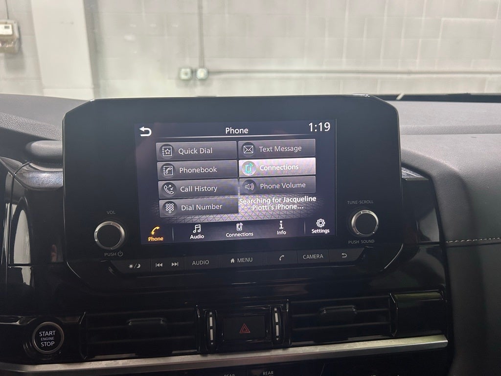 2024 Nissan Pathfinder SV 4WD