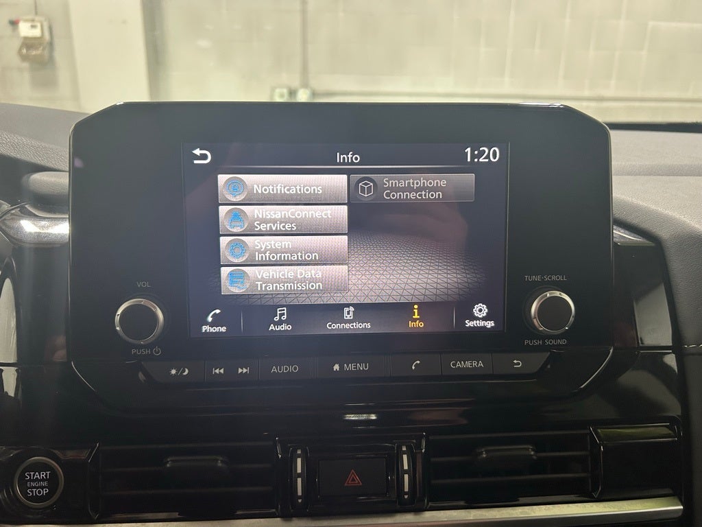 2024 Nissan Pathfinder SV 4WD