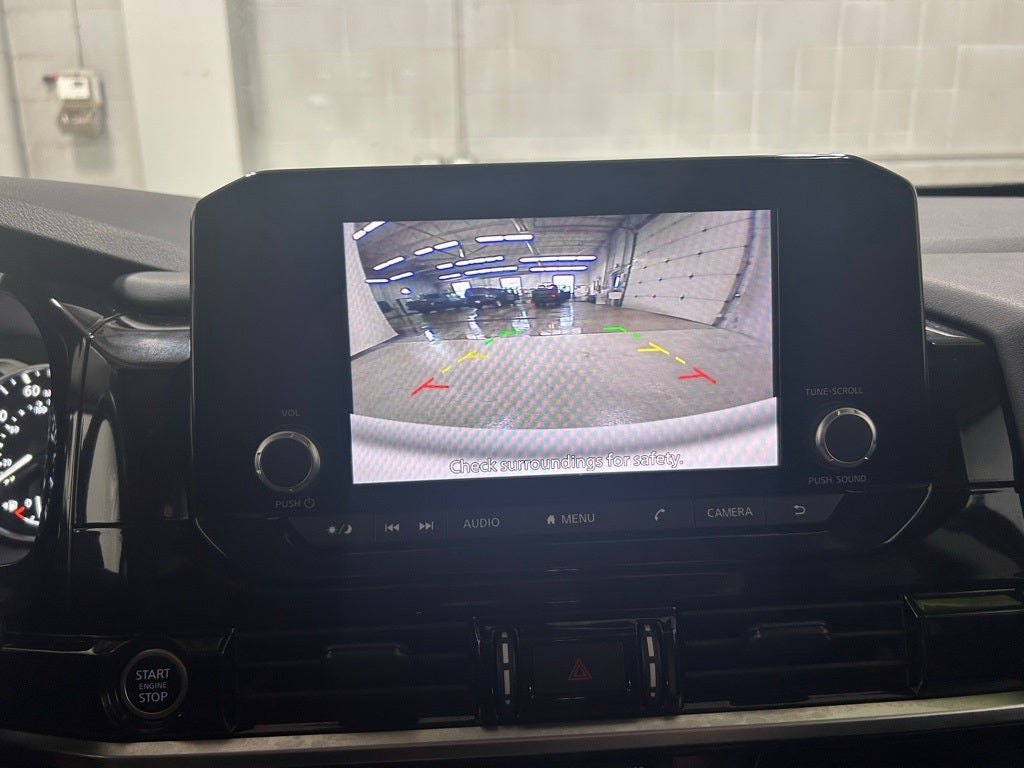 2024 Nissan Pathfinder SV 4WD