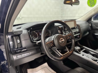 2024 Nissan Pathfinder SV 4WD