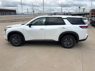2026 Nissan Pathfinder SV