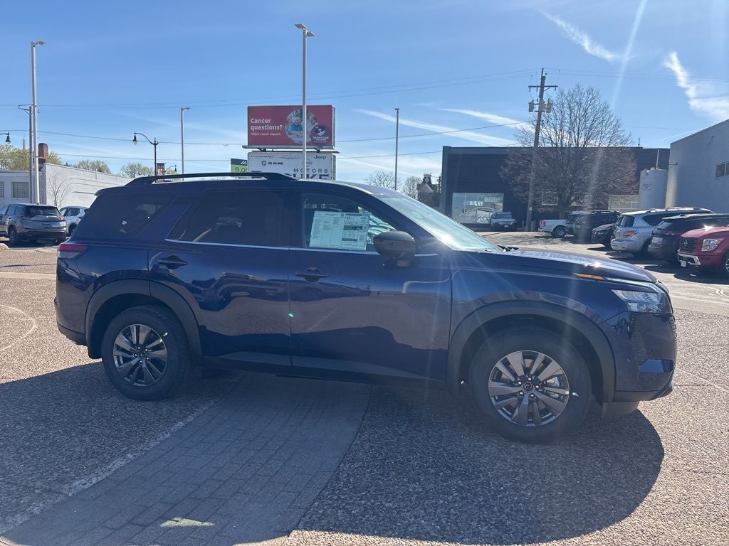 2026 Nissan Pathfinder SV