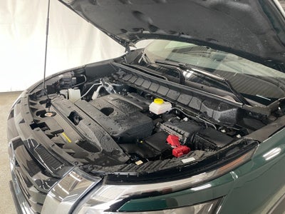 2022 Nissan Pathfinder SL 4WD